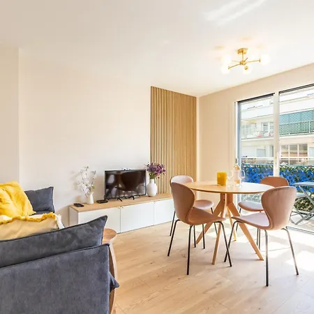 Lejlighed Ak Magnifique Et Spacieux 3 Pieces, Vue *